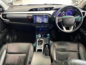 Toyota Hilux 2.8 GD-6 Raider 4X4 automaticD/C - Image 6
