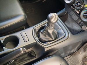 Toyota Hilux 2.4 GD-6 SR 4X4S/C - Image 11