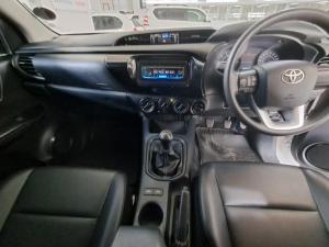 Toyota Hilux 2.4 GD-6 SR 4X4S/C - Image 6