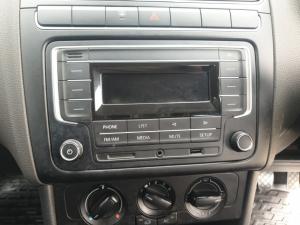 Volkswagen Polo Vivo 1.4 Trendline - Image 12