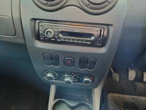 Nissan NP200 1.6 Safety PackS/C - Image 11