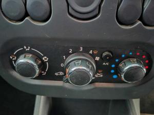 Nissan NP200 1.6 Safety PackS/C - Image 12