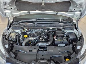 Renault Captur 1.2T Dynamique EDC 5-Door - Image 13