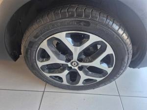 Renault Captur 1.2T Dynamique EDC 5-Door - Image 14