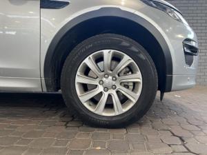 Land Rover Discovery Sport HSE TD4 - Image 11