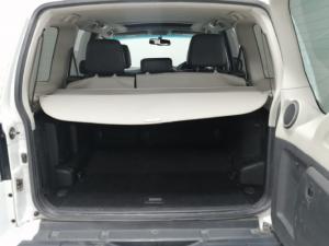 Mitsubishi Pajero 5-door 3.2DI-D GLS - Image 5