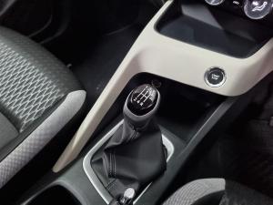 Nissan Magnite 1.0 Turbo Acenta manual - Image 15