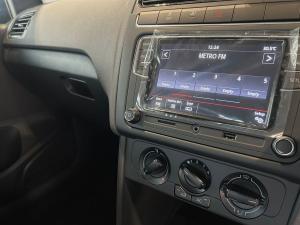 Volkswagen Polo Vivo hatch 1.6 Comfortline auto - Image 11