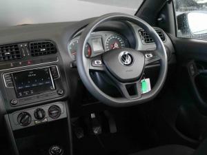 Volkswagen Polo Vivo hatch 1.4 Comfortline - Image 11