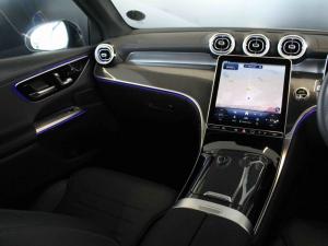 Mercedes-Benz GLC GLC220d 4Matic Avantgarde - Image 16