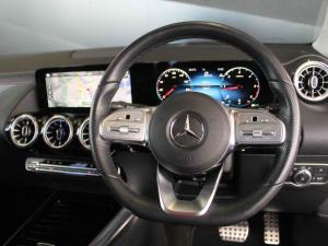 Mercedes-Benz GLA GLA200d Progressive - Image 14