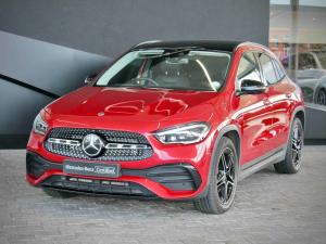 Mercedes-Benz GLA GLA200d Progressive - Image 2