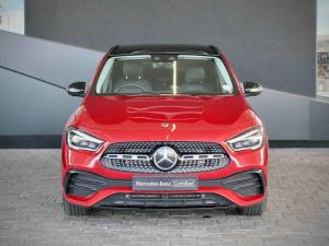Mercedes-Benz GLA GLA200d Progressive - Image 3