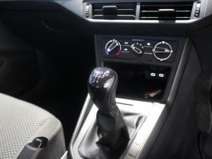 Volkswagen Polo hatch 1.0TSI - Image 11