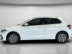 Volkswagen Polo hatch 1.0TSI - Image 6