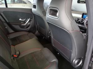 Mercedes-Benz CLA CLA200 Progressive - Image 9