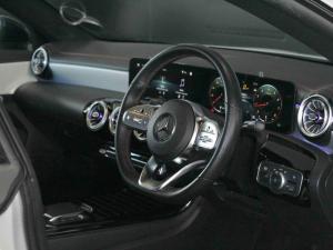 Mercedes-Benz CLA CLA200 Progressive - Image 11