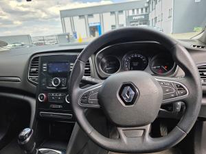 Renault Megane 84kW Expression - Image 12