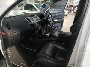 Toyota Hilux 3.0D-4D double cab 4x4 Raider Legend 45 auto - Image 7