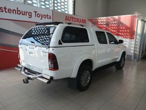Toyota Hilux 3.0D-4D double cab 4x4 Raider Legend 45 auto - Image 3