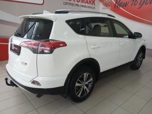 Toyota RAV4 2.0 GX auto - Image 2