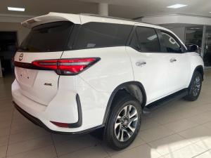 Toyota Fortuner 2.4GD-6 4x4 - Image 2