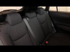 Toyota Corolla Cross 1.8 Xi - Image 22