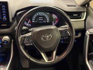 Toyota RAV4 2.0 VX - Image 16