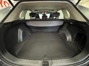 Toyota RAV4 2.0 VX - Image 24
