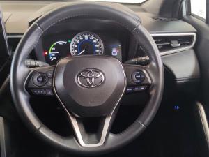 Toyota Corolla Cross 1.8 Hybrid XS - Image 8