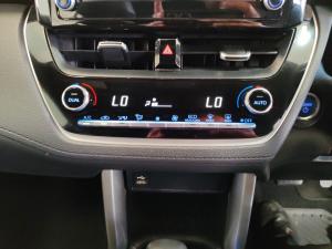 Toyota Corolla Cross 1.8 Hybrid XS - Image 16