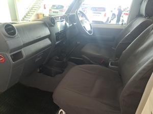 Toyota Land Cruiser 79 4.5D-4D V8 single cab LX Namib - Image 35