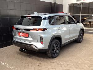 Toyota Urban Cruiser 1.5 XR manual - Image 2