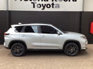 Toyota Urban Cruiser 1.5 XR manual - Image 3