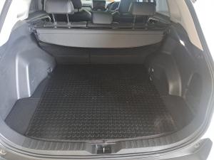 Toyota RAV4 2.0 VX - Image 9