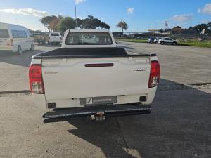 Toyota Hilux 2.4GD single cab S (aircon) - Image 5