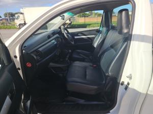 Toyota Hilux 2.4GD single cab S (aircon) - Image 7