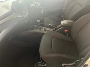 Toyota Starlet 1.5 Xi - Image 9