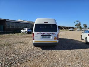 Toyota Hiace 2.5D-4D Ses-fikile 16-seater - Image 5