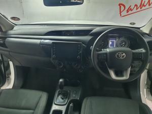 Toyota Hilux 2.4 GD-6 Raider X 4X4 automaticD/C - Image 6
