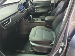 Toyota Hilux 2.4 GD-6 Raider X 4X4 automaticD/C - Image 7