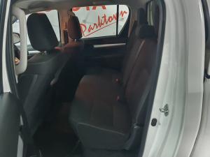 Toyota Hilux 2.4 GD-6 Raider X 4X4 automaticD/C - Image 14
