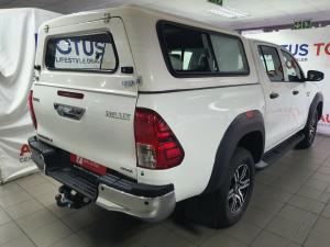 Toyota Hilux 2.4 GD-6 Raider X 4X4 automaticD/C - Image 2