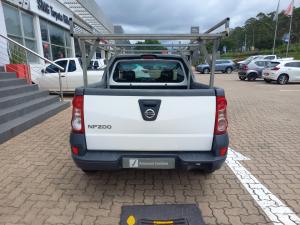 Nissan NP200 1.6i safety pack (aircon) - Image 6