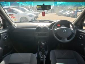 Nissan NP200 1.6i safety pack (aircon) - Image 10