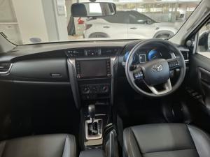 Toyota Fortuner 2.4GD-6 Raised Body automatic - Image 6