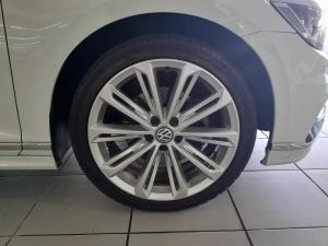 Volkswagen Passat 2.0 TDI Luxury DSG - Image 10