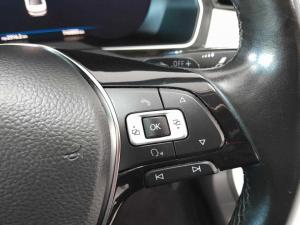 Volkswagen Passat 2.0 TDI Luxury DSG - Image 20
