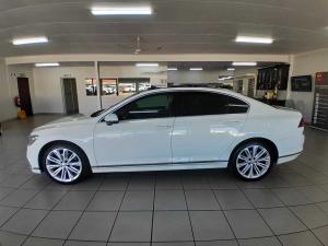 Volkswagen Passat 2.0 TDI Luxury DSG - Image 3