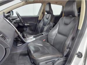 Volvo XC60 D5 Geartronic - Image 7